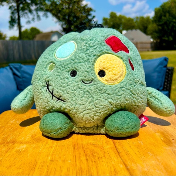 Zombie Plush Toy - Picture 1 of 10